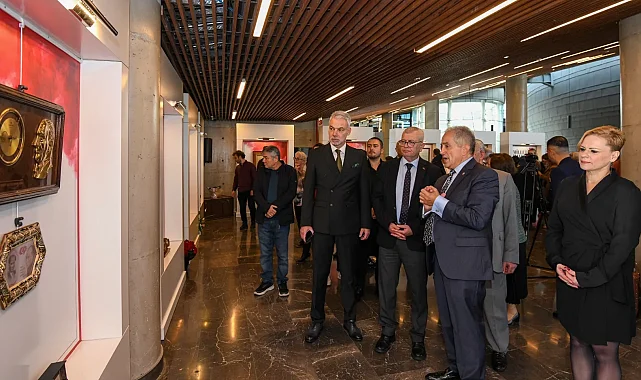 Osmangazi'de Cumhuriyet ve Atatürk sevgisi sergiyle ölümsüzleşti