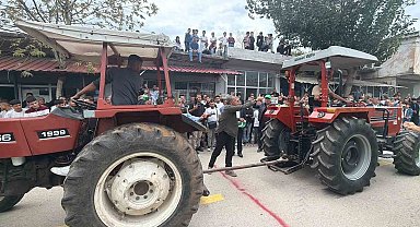 Osmaniye'de zeytin festivaline traktör çekme yarışması damga vurdu