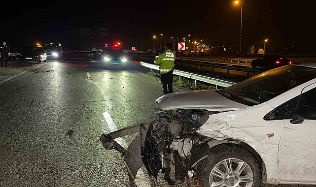Otomobil bariyerlere çarparak savruldu: 1 yaralı