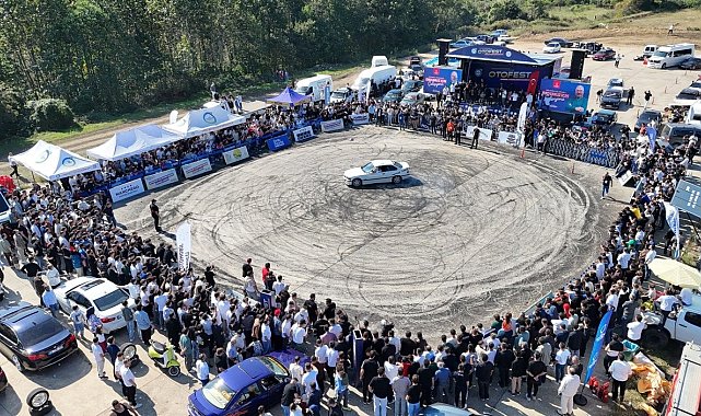 Otomobil tutkunları Ordu'da buluştu