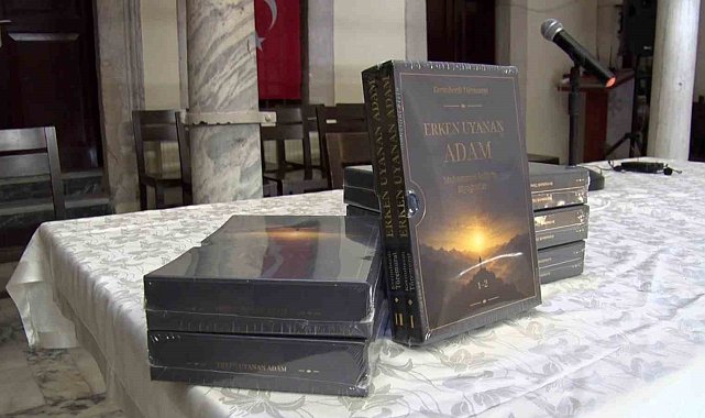 Özbekistan Halk Hareketi Lideri Muhammed Salih'in biyografisi İstanbul'da tanıtıldı