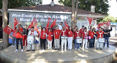 Özel bireylerden Cumhuriyet coşkusu