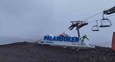 Palandöken'de kar yağışı etkili oluyor