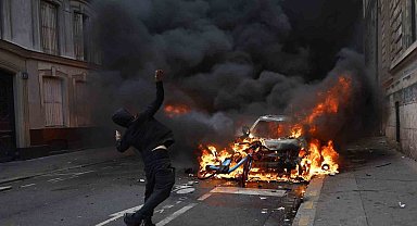 Paris'teki protestolarda 13'ü çocuk 195 kişi gözaltına alındı