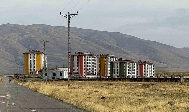 Patnos'ta TOKİ konutlarında sona doğru: Hak sahipleri evlerine kavuşmayı bekliyor