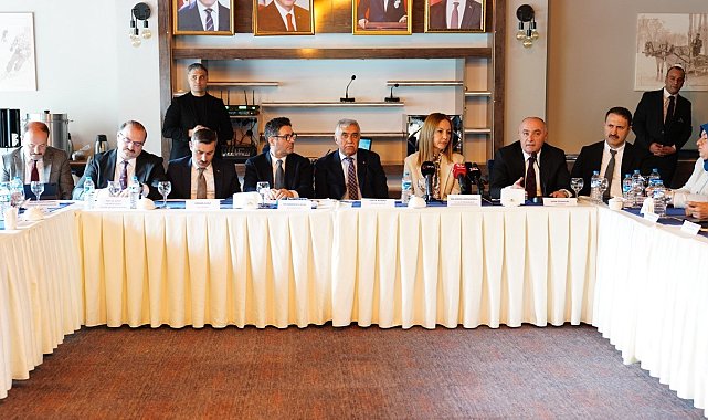 PEF 2026 hazırlıkları başladı: Başkan Özakalın Palandöken Ekonomi Forumu basın toplantısına katıldı