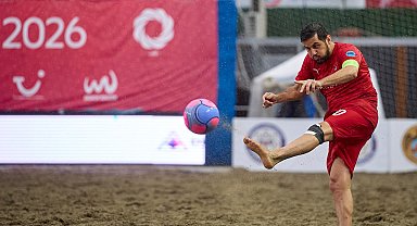 Plaj Futbolu Dünya Kulüpler Şampiyonası'nda Alanya Belediyespor penaltılarla çeyrek finalde
