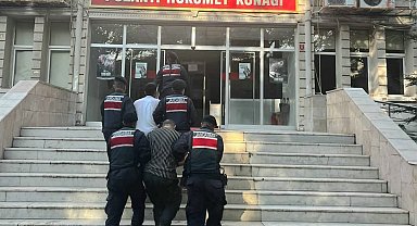 Pozantı'da yaşlıları dolandırdıkları öne sürülen 2 şüpheli yakalandı