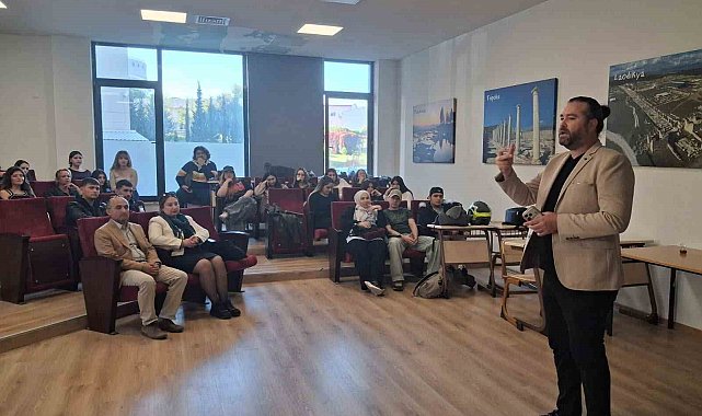 "Başarı tesadüf değil, emek işidir" diyerek gençlere mesaj verdi