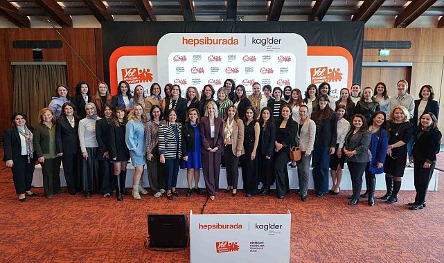 "Yol Arkadaşın Burada" programının ilki KAGİDER mentörlük sürecinin tamamlanmasıyla sona erdi"