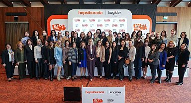 "Yol Arkadaşın Burada" programının ilki KAGİDER mentörlük sürecinin tamamlanmasıyla sona erdi"