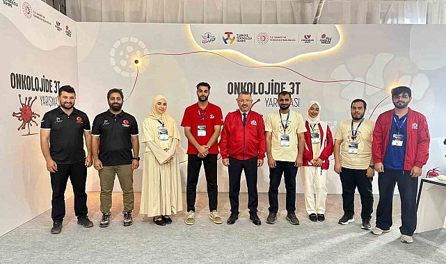 Rektör Kırışık, TEKNOFEST'te KBÜ teknoloji takımlarıyla buluştu