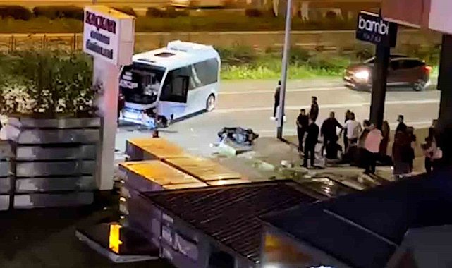 Rize'de minibüs ile motosiklet çarpıştı: 1 ölü