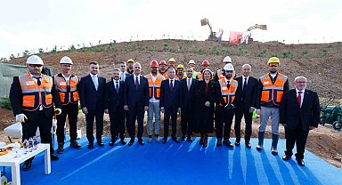 Rönesans ve Digital Realty, Ankara'daki veri merkezi kampüsünün temelini attı