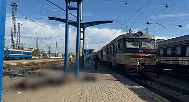 Rus ordusundan Dnipro'da tren istasyonuna saldırı: 13 ölü, 10 yaralı