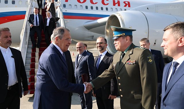 Rusya Dışişleri Bakanı Lavrov İran'da