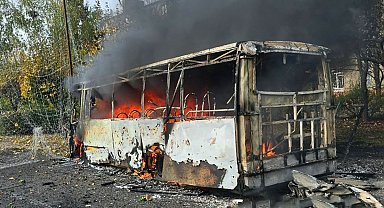 Rusya Ukrayna'da otobüs durağını vurdu: 12 ölü, 14 yaralı