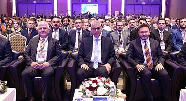 Sağlık Bakanı Memişoğlu 6. Uluslararası Acil Tıp Kongresi'nin açılışına katıldı