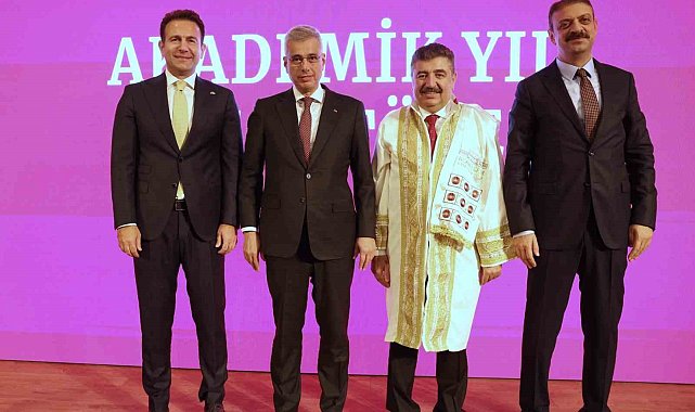 Sağlık Bakanı Memişoğlu: "Sağlığın bilgisini üreteceğiz, teknolojisini geliştireceğiz"