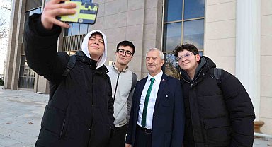 Şahinbey Millet Kütüphanesi gençlerin geleceğine ışık tutuyor