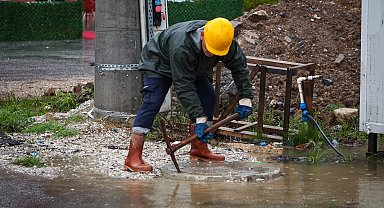 Sakarya'da sağanak yağışın izleri siliniyor