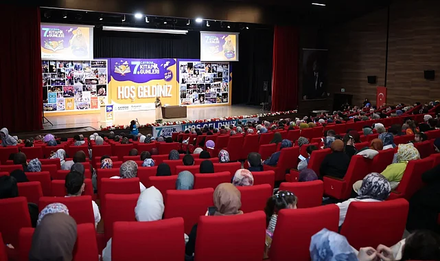 Saliha Erdim'den Çayırova'da aile üzerine söyleşi
