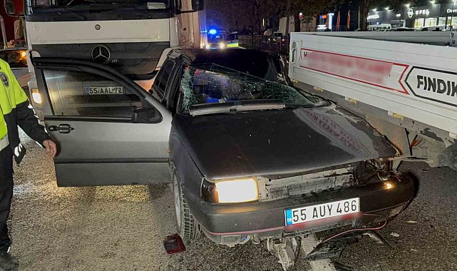 Samsun'da 4 araçlı zincirleme kaza: Anne ve oğlu yaralandı