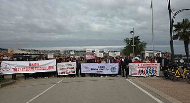 Samsun'da öğrenciler sağlıklı yaşam için yürüdü