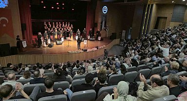 Samsun'da SAYSAD TSM Korosu'ndan kuruluş konseri