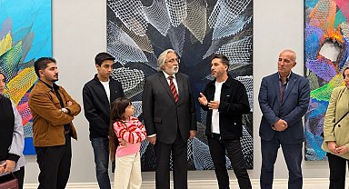 SANKO sanat galerisinde "Sonsuzluk Ağları" temalı resim sergisi