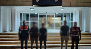 Şanlıurfa'da 9 göçmen kaçakçısı yakalandı