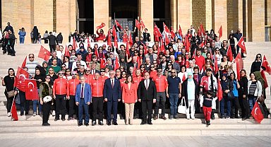 SARDOS'tan tarihi çağrı: Şanlı bayrak hak ettiği yerde sergilensin