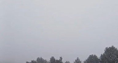 Sarıkamış'ta yağmur zirvede kara dönüştü