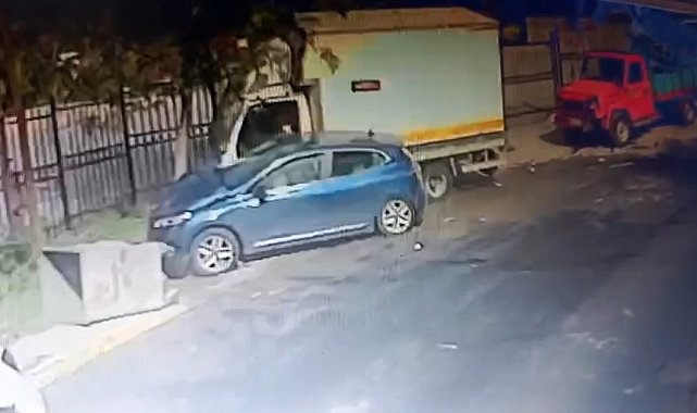 Sarıyer'de freni boşalan kamyonet kazaya neden oldu: 3 yaralı