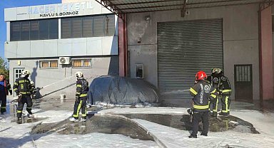 Şarjdaki elektrikli araç alev aldı