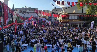 Sason'da Bal, Ceviz ve Çilek Festivali'ne yoğun ilgi