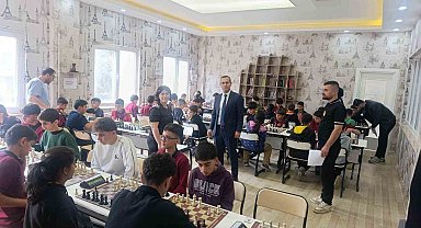 Sason'da Cumhuriyet Bayramı satranç turnuvası tamamlandı
