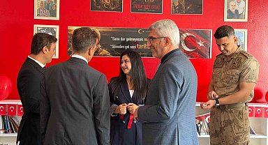 Şehit Uzman Çavuş Ertaş'ın adı Cizre'de kütüphanede yaşatılacak