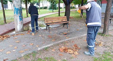 Şehzadeler Belediyesi ekiplerinden yağmur sonrası temizlik