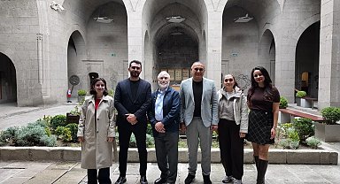 Selçuklu Uygarlığı ve Gevher Nesibe Tıp Tarihi Müzesi'nde bilim buluşması