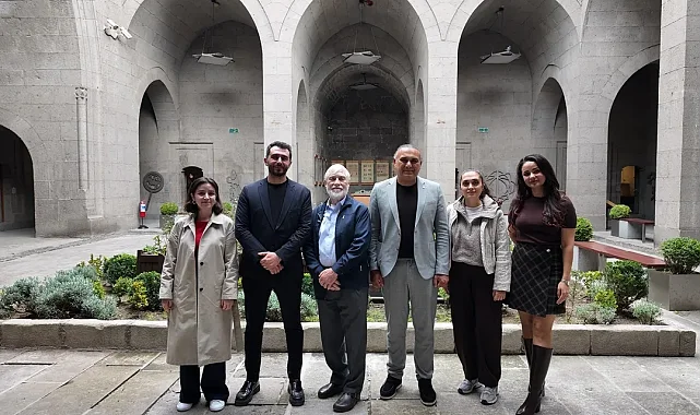 Selçuklu Uygarlığı ve Gevher Nesibe Tıp Tarihi Müzesi'nde bilim buluşması