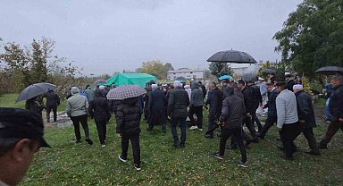 Selde akıma kapılan 14 yaşındaki hafız Mahmud son yolculuğuna uğurlandı