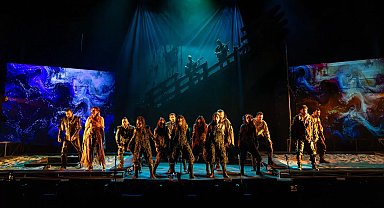 Shakespeare'in klasik eseri "Fırtına" seyirciyle buluşuyor