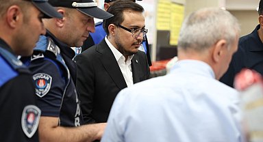 Sincan Belediyesi'nden müşteri çantalarını bantlayan ve dolaba koymaya zorlayan zincir markete sert tepki