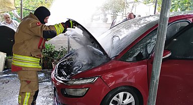 Sinop'ta aracını yıkayan sürücünün otomobili alev aldı