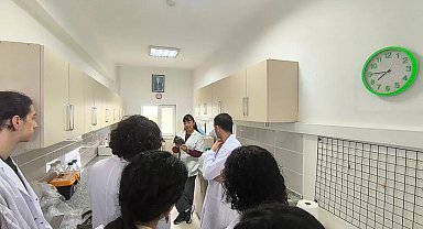 Sinop'ta geleceğin biyologları bilimsel çalışmaları yerinde inceledi