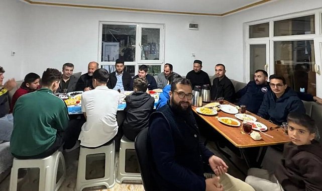 Sinop'ta gençler sabah namazı ve kahvaltıda buluştu