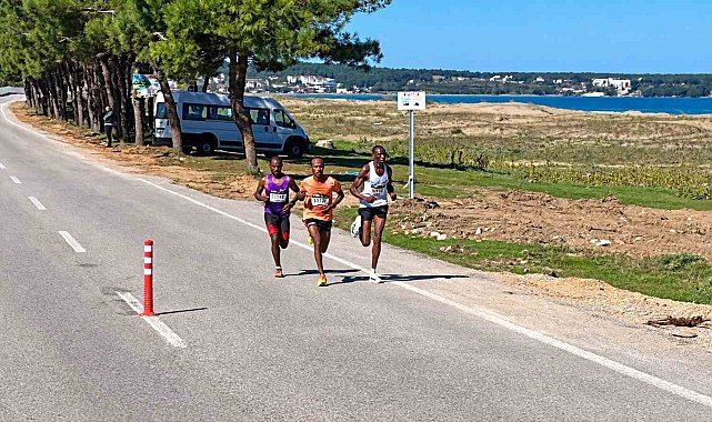 Sinop'ta ilk defa yarı maraton koşuldu