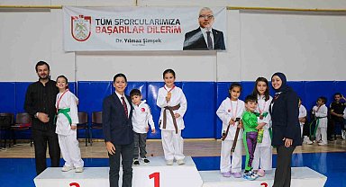 Sivas'ta 200 sporcu tatamiye çıktı