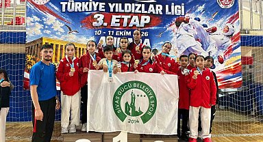 Sivaslı karateciler 17 madalya kazandı